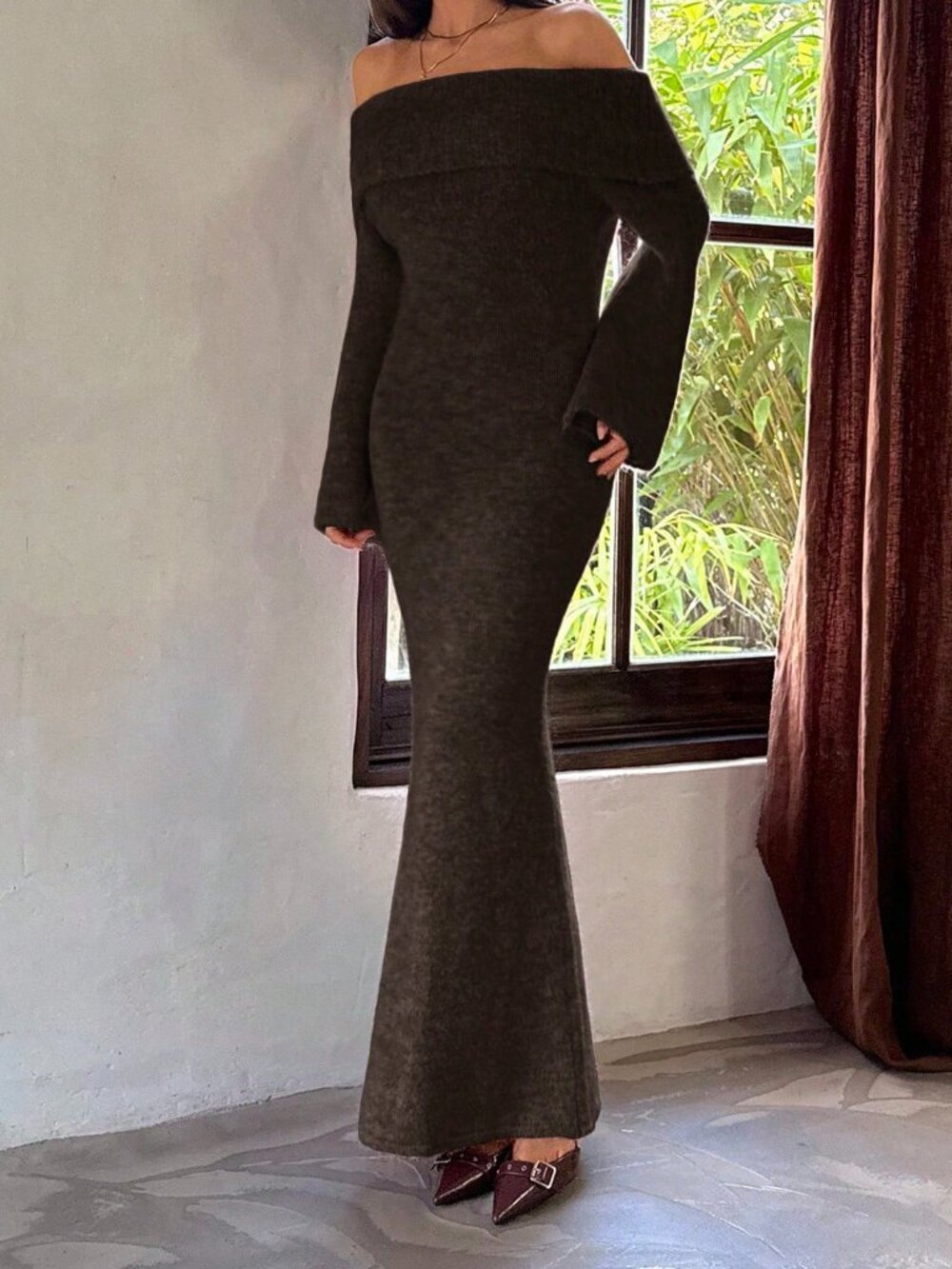 Brown Elegant Women's Rib-Knit Zipper Off Shoulder Slim Fit Bodycon Dress - Picture 4 of 7
